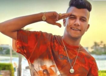 ترحيل مطرب المهرجانات عصام صاصا من محبسه للمحكمة لمحاكمته في قضية التزوير