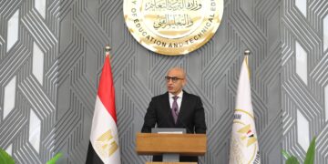 وزير التربية والتعليم: ملتزمون بتحقيق كل ما هو أفضل للطلاب لتقديم خدمة تعليمية متميزة