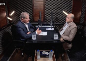 محمد كيوان مع أسامة كمال يرصد استخدامات جديدة للتوقيع الإلكتروني في يد كل مواطن