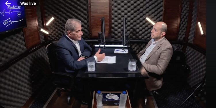 محمد كيوان مع أسامة كمال يرصد استخدامات جديدة للتوقيع الإلكتروني في يد كل مواطن