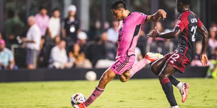 إنتر ميامي يتقدم على نظيره تورونتو بـ 3 أهداف مقابل هدفين في الشوط الأول