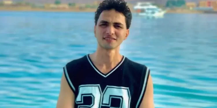 الجثة في حالة تحلل.. قتل صديقه ودفنه في أرضية الحمام بمساعدة والده في المرج