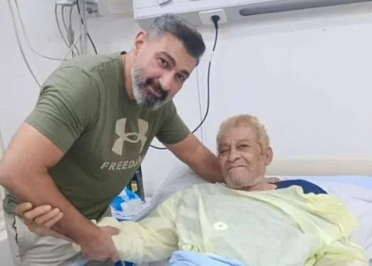 أزمة صحية تفاجئ الفنان صالح العويل.. وتوصية خاصة من ياسر جلال للأطباء | تفاصيل