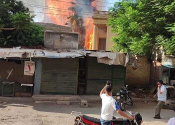 بعد يومين من حريق مطرانية بني سويف.. اندلاع حريق داخل مخازن تابعة لمديرية التربية والتعليم المجاورة للمطرانية 