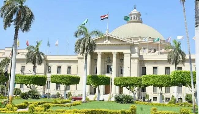 جامعة القاهرة تحيل واقعة انتحار طالب كلية الطب في المدينة الجامعية للتحقيق