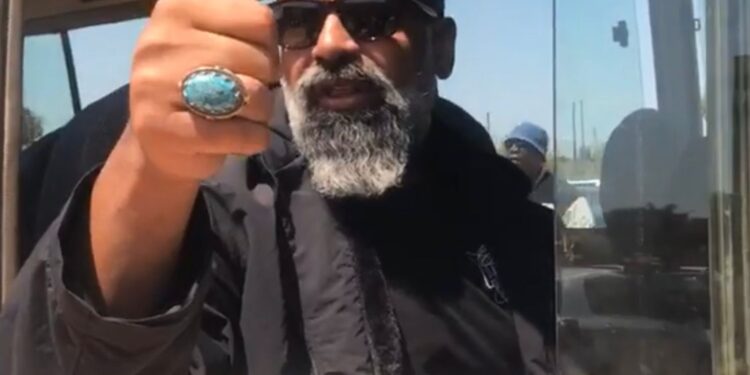 عاجل.. براءة المصريين المتهمين في قضية طائرة زامبيا الشهيرة بـ طائرة الذهب