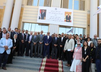 في أول يوم دراسة بالجامعات.. وزير التعليم العالي يتفقد جامعة حلوان الأهلية ويطمئن على انتظام الدراسة بها