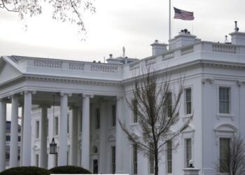 البيت الأبيض يكشف تفاصيل اجتماع بايدن مع فريقه للتفاوض بشأن وقف إطلاق النار في غزة 