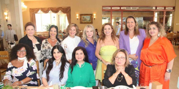 بحضور رجال الأعمال.. نادي ليونز جونيه يقيم حفل غداء للنشاطات الإنسانية