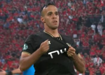 ناصر منسي يحرز هدف التعادل لـ الزمالك في مرمى الأهلي