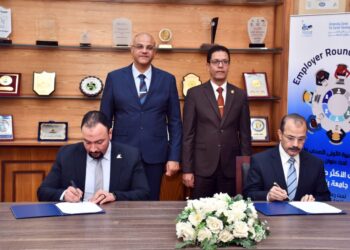 بحضور محافظ القليوبية.. تعاون بين جامعة بنها ومصنع كيم تك للأجهزة العلمية لتأهيل الخريجين