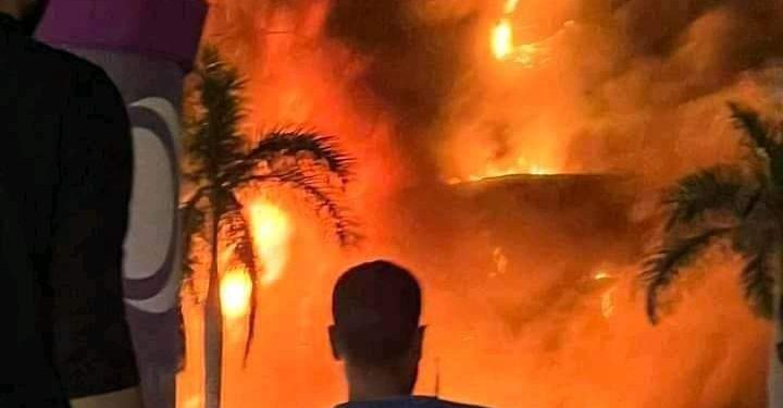 اندلاع حريق هائل في مول بشارع التسعين الجنوبي في التجمع الخامس