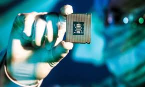 بقيمة 100 مليار دولار.. الإمارات تجذب الشركات العالمية في صناعة الرقائق الإلكترونية