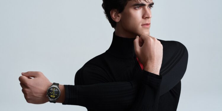 هواوي تلامس “قمة الأناقة” بسلسة ساعات HUAWEI WATCH GT 5 الذكية المتطورة