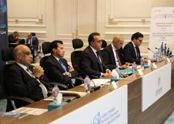 وزير الصحة يترأس مادة مستديرة رفيعة المستوى حول «التنمية البشرية والسكان في مصر»