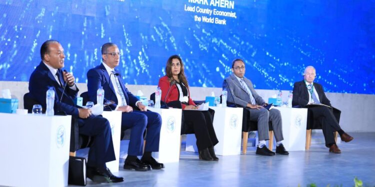 وزيرة التنمية المحلية: اللامركزية ركيزة أساسية للتنمية البشرية