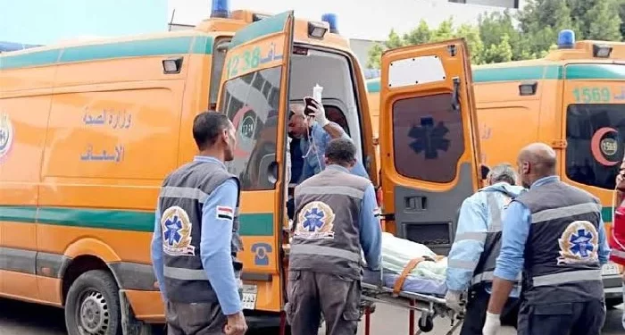 انقلاب سيارة في إمبابة تصيب 3 أشخاص.. تفاصيل