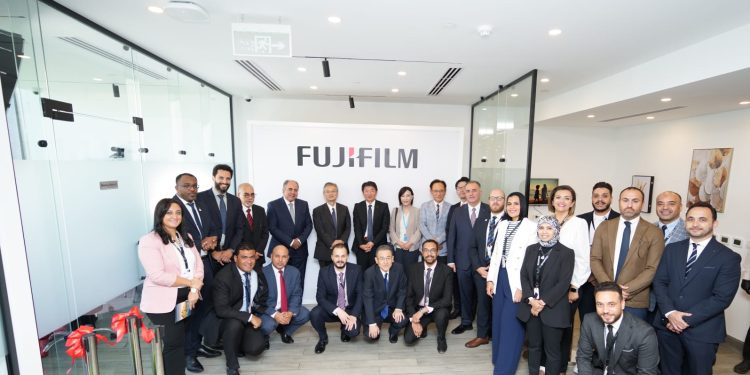 فوجي فيلم الشرق الأوسط وإفريقيا تفتتح مكتباً جديداً في القاهرة لتعزيز قطاع الرعاية الصحية في مصر عبر الابتكار الرقمي والذكاء الاصطناعي
