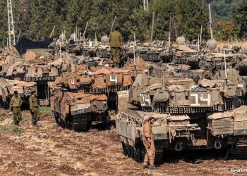 على طريقة تهجير أهل غزة.. الجيش الإسرائيلي يبرر اجتياح لبنان بريا: حزب الله يستغل المدنيين دروعا بشرية