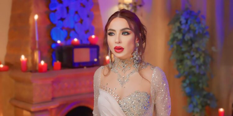 دوللي شاهين تتخطى حاجز ربع مليون مشاهدة على اليوتيوب بأغنية “أنا الحاجة الحلوة”