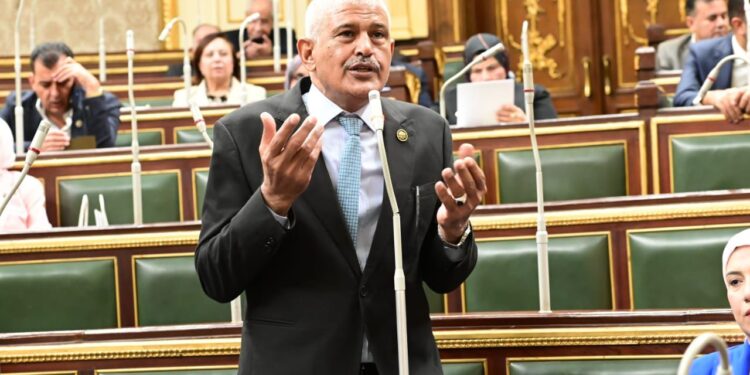 النائب مصطفى بدران: عودة تشغيل النصر للسيارات انتصار للصناعة الوطنية