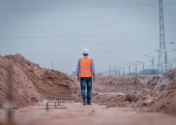 تفاصيل طرح كراسات شروط التقديم على 8521 قطعة أرض سكنية عبر موقع «مسكن – محور الأراضي»