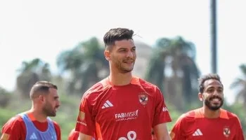 لعنة الإصابة تغيب أشرف داري عن لقاء الأهلي وسيراميكا الليلة