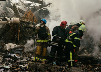 أوكرانيا: مقتل 5 في هجمات روسية على منطقتين بجنوب البلاد