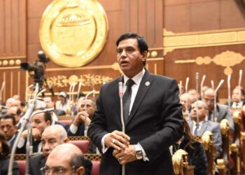 نائب رئيس البرلمان العربي كلمة الرئيس السيسي في قمة الرياض أكدت على دعم مصر الثابت للقضية الفلسطينية ورفض التهجير القسري