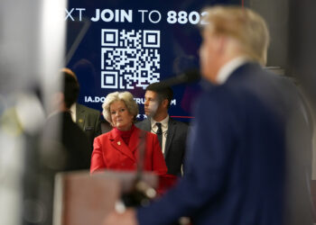 سوزي وايلز كبيرة الموظفين في البيت الأبيض.. أول قرار لـ ترامب بعد فوزه في انتخابات الرئاسة الأمريكية