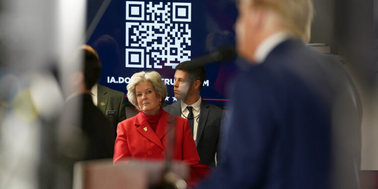 سوزي وايلز كبيرة الموظفين في البيت الأبيض.. أول قرار لـ ترامب بعد فوزه في انتخابات الرئاسة الأمريكية