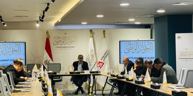 الحوار الوطني يدعو وزير الخارجية لإطلاع مجلس الأمناء على التطورات الأخيرة في المنطقة 