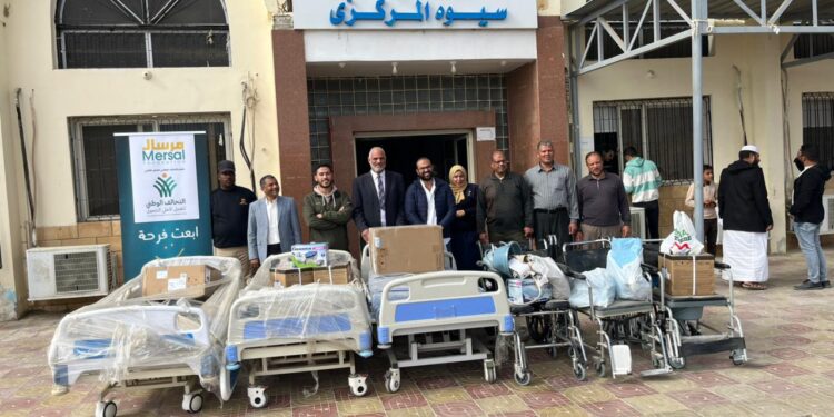 مرسال عضو التحالف الوطني تدعم مستشفى سيوة المركزي بمستلزمات طبية