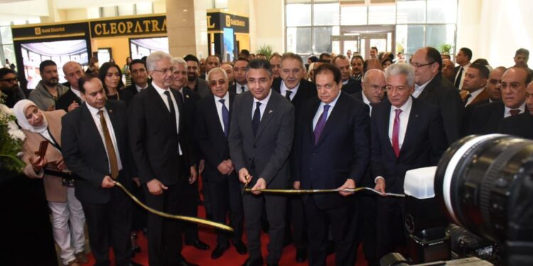 نبيو للذهب والمجوهرات يطرح أصغر سبيكة على مستوى العالم