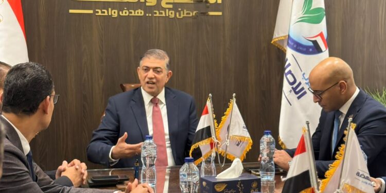 المكتب السياسي لحزب الإصلاح والنهضة يناقش تطورات الوضع السياسي والتحديات التي تواجه الدولة المصرية