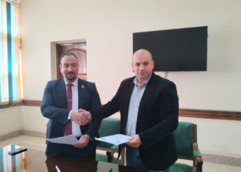 بروتوكول تعاون بين جامعة حلوان ومصنع كيم تك للاجهزة العلمية والمعملية 