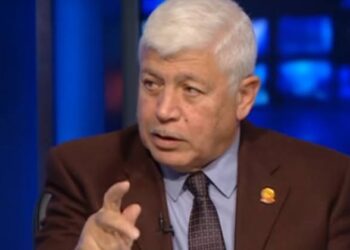 اللواء محمد الغباري يحذر من تقسيم سوريا بعد سقوط نظام بشار الأسد