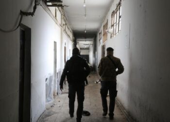 ثقب أسود مسلخة البشر.. حكايات وأسرار سجن صيدنايا السوري مخزن الألم والقسوة