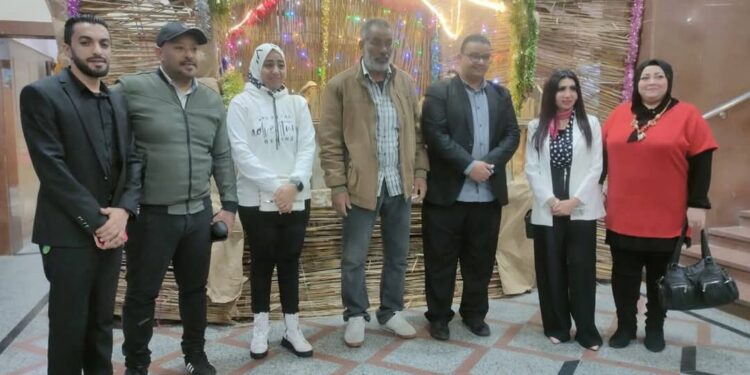 لجنة حزب الوفد بالإسماعيلية تزور كنائس المحافظة لتقديم التهنئة بمناسبة عيد الميلاد المجيد