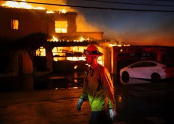 20 صورة ترصد حرائق كاليفورنيا ولوس أنجلوس الأمريكية