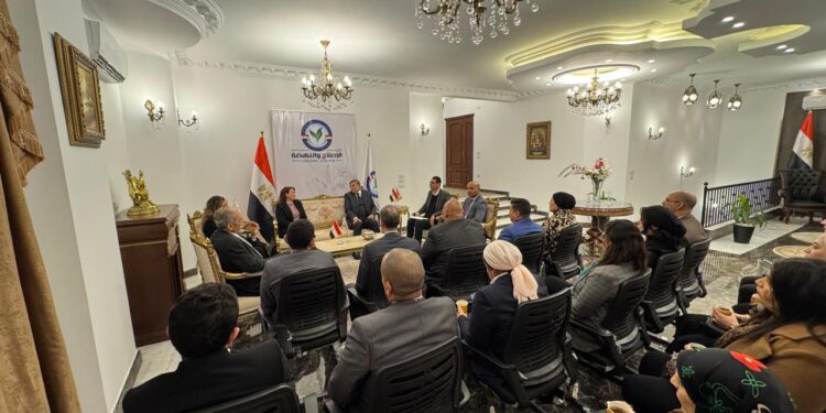 الإصلاح والنهضة يناقش “الأمن القومي المصري في ظل التغيرات في المنطقة” في صالونه السياسي الثاني