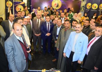 حزب حماة الوطن بسوهاج يعقد ندوة حول التحديات العالمية و الإقليمية وكيفية المواجهة بمشاركة جماهيرية كبيرة