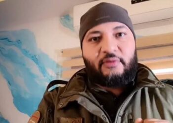 كارت واتحرق.. هل تخلى تنظيم الإخوان عن الإرهابي أحمد المنصور؟