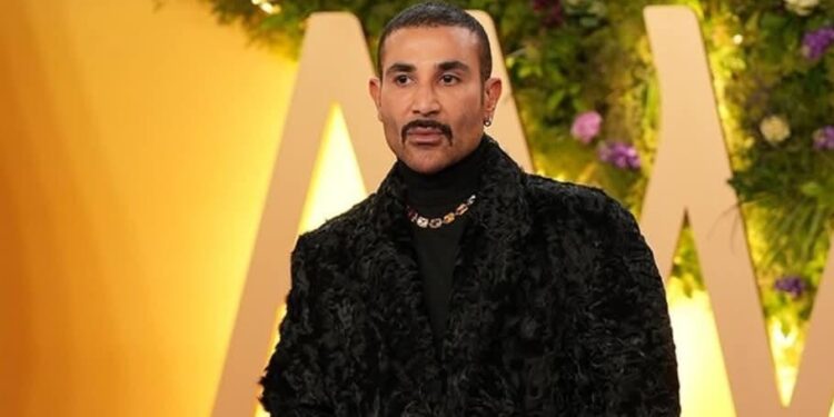 أحمد سعد يثير غضب جمهوره من جديد بإطلالته الأخير في حفل Joy Awards