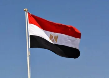 هل تستعد مصر للتدخل العسكري في اليمن؟.. مصدر مصري يجيب
