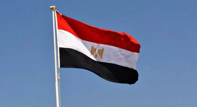 هل تستعد مصر للتدخل العسكري في اليمن؟.. مصدر مصري يجيب