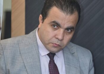 محمد الإشعابي: القمة العربية الطارئة فرصة لكي يتحد العرب على كلمة سواء