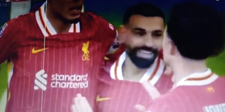 مانشستر سيتي ضد ليفربول.. محمد صلاح يسجل الهدف الأول في الدقيقة الـ 13