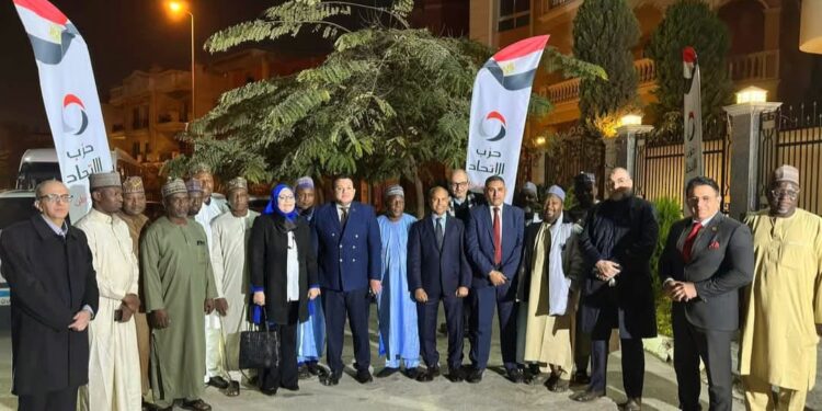 بحضور قيادات حزبية وبرلمانية.. حزب الاتحاد يستضيف وفدا برلمانيا نيجيريا لتعزيز التعاون السياسي