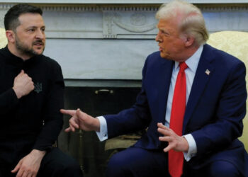 مشادة بين ترامب وزيلنيسكي.. الرئيس الأمريكي: الأوكراني قلل من احترام البيت البيضاوي
